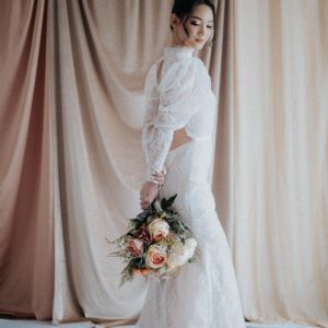 Alternative view of White Classic Regina Dress