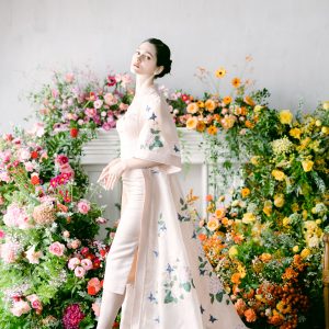 Alternative view of Champagne Modern Kimono