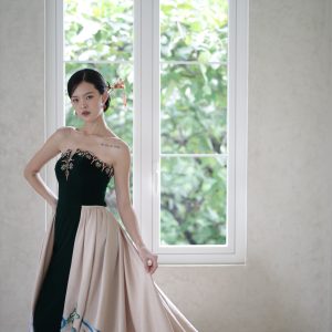 Emerald Green Cheongsam with Detachable Train