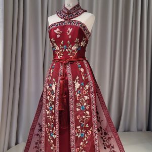 Maroon Halter Neckline Cheongsam